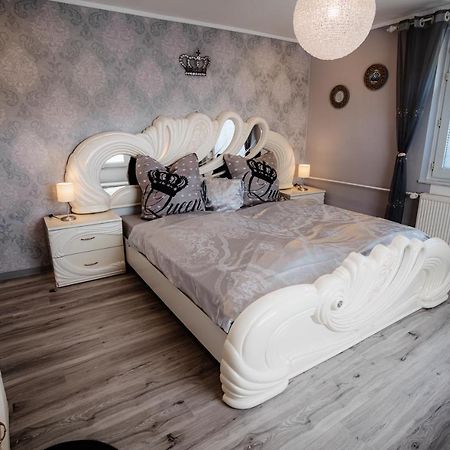 Timeout Royal Apartment Ellar Ngoại thất bức ảnh
